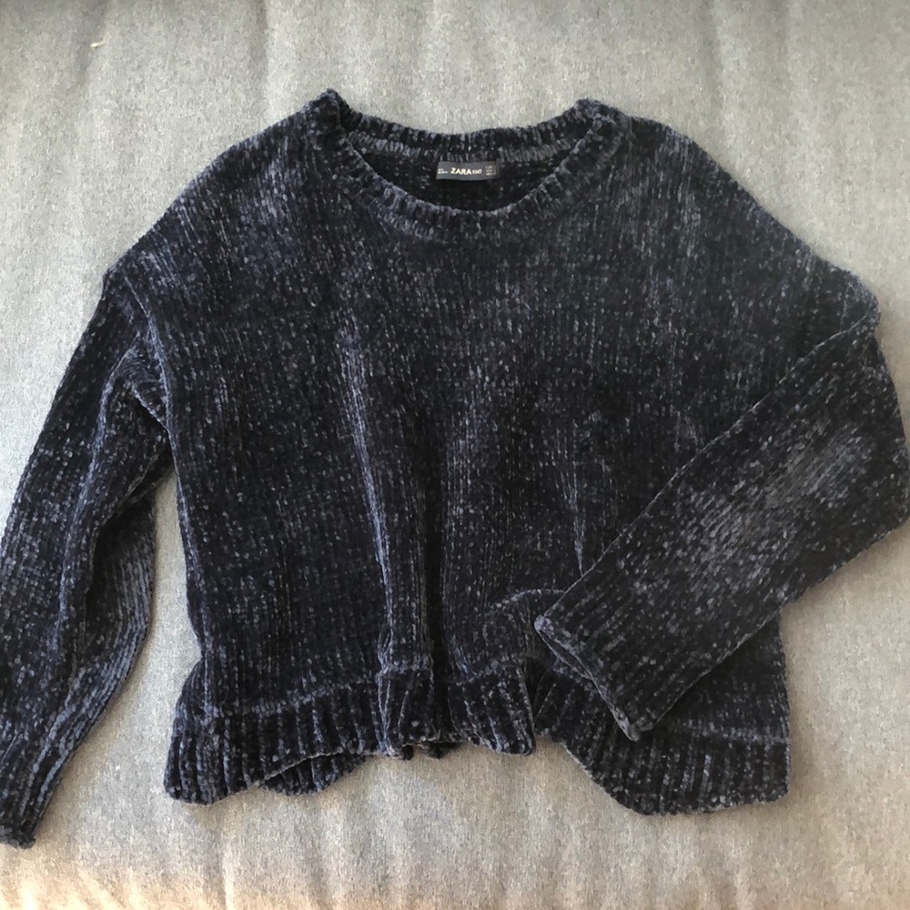 Zara navy blue velvet sweater size small